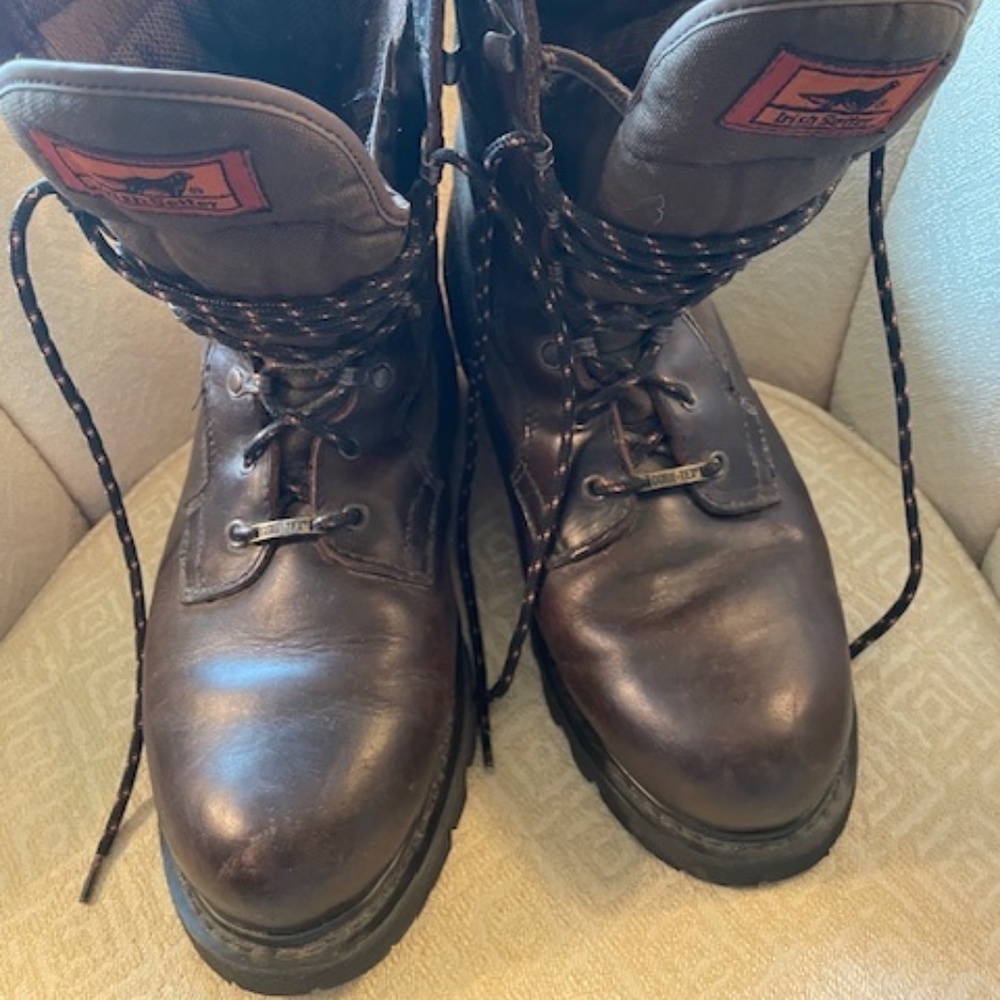 Red Wing Men's waterproof Insulated Boots  Over the ankle  Size 11